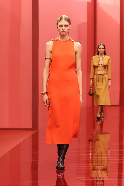 Look 47